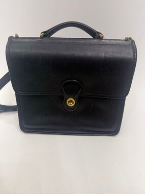 Vintage Coach Willis black shoulder  bag.
